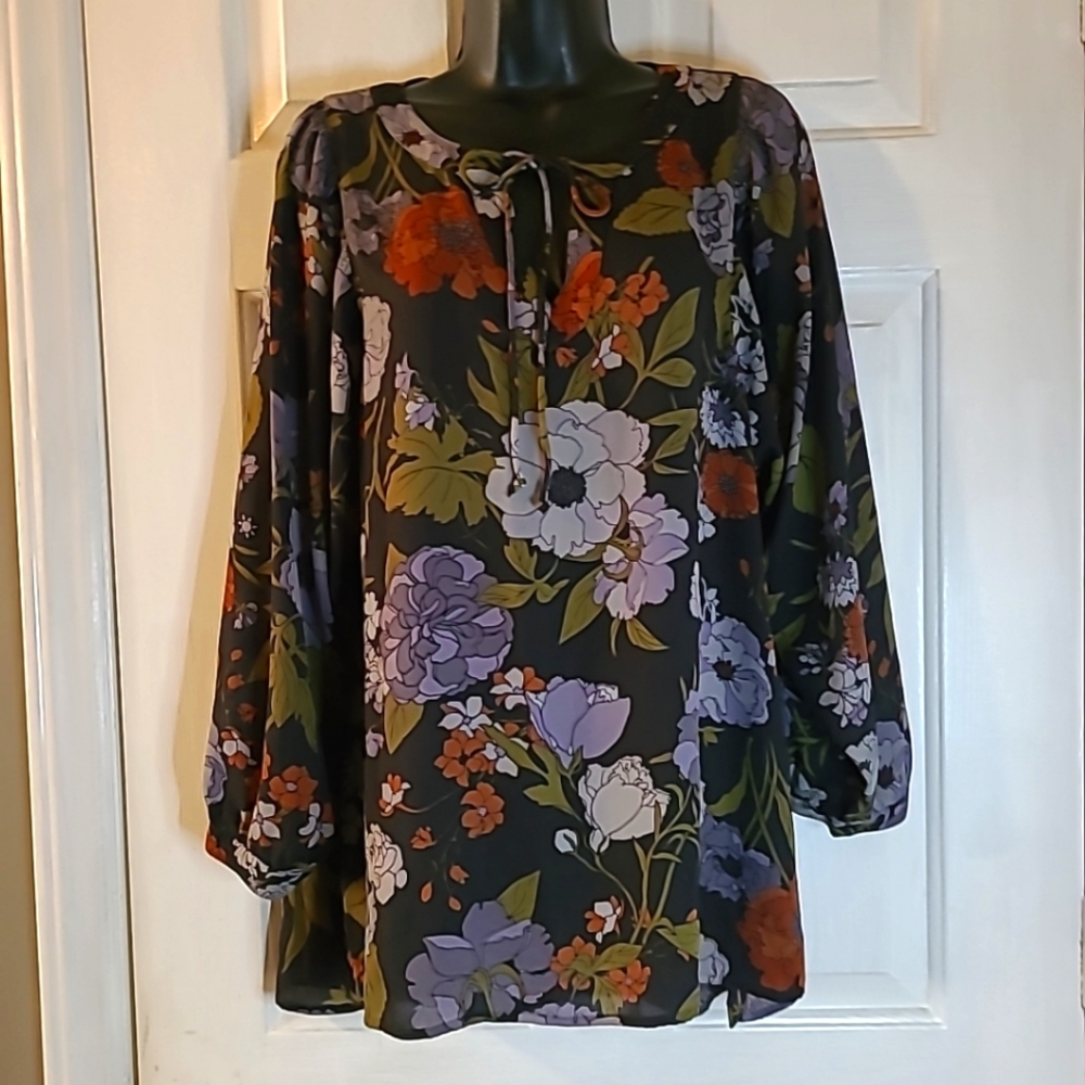 Ann Taylor LOFT Floral Flowy Tunic Blouse M